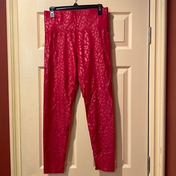 Carbon38 HIGH WAISTED TAKARA LEGGINGS NWOT - Picture 2 of 7